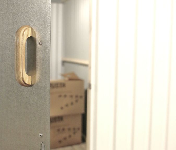 Hyra förråd i Karlstad: Så väljer du rätt lösning för dina saker