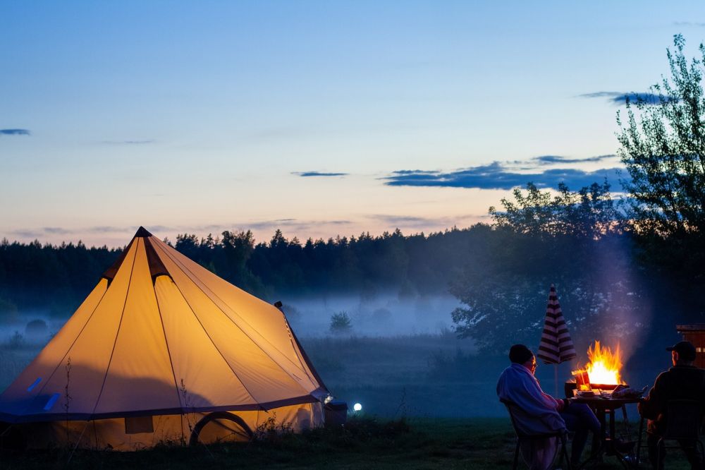 Glamping i Sverige: den perfekta kombinationen av natur och komfort